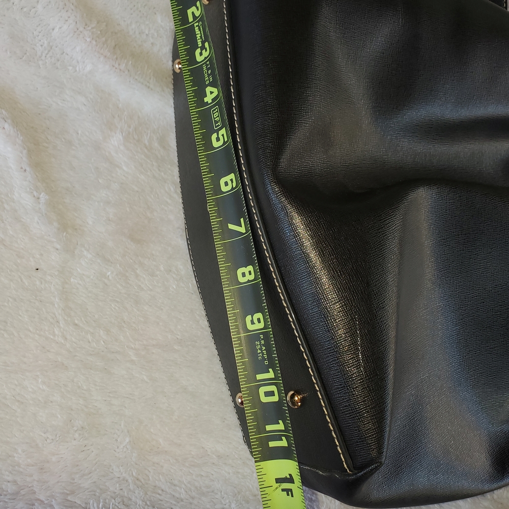 Black Leather Tote Bag with Contrast Stitching - Picture 14 of 14